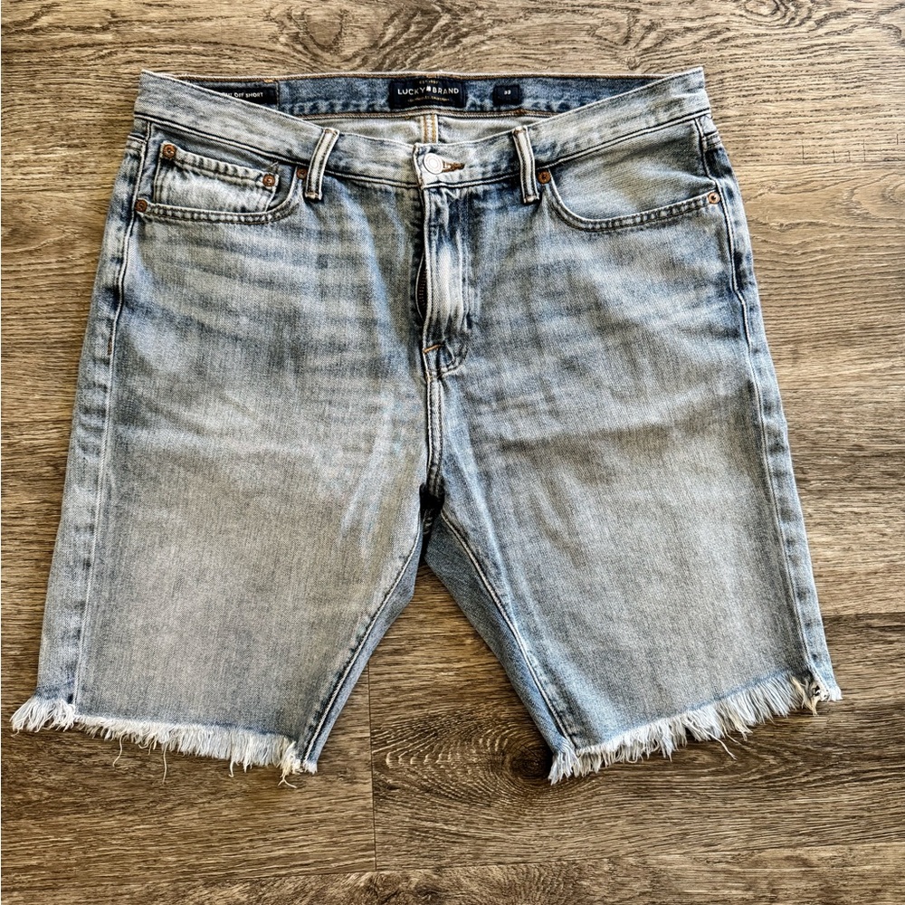 Lucky Brand Men’s Faded Blue Denim Jeans